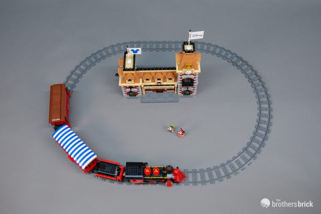 All aboard the new 3,000-piece Disneyland LEGO set, 71044 Disney