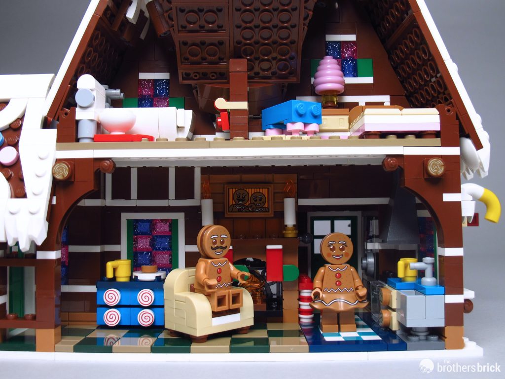 Devour the delicious LEGO 10267 Winter Village Gingerbread House