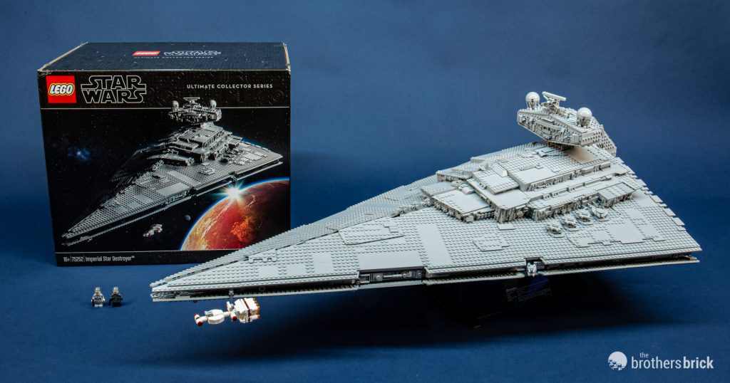 メガデス　warchest Imperial Star Destroyer™ 75252 | Star Wars™ | Buy online at the