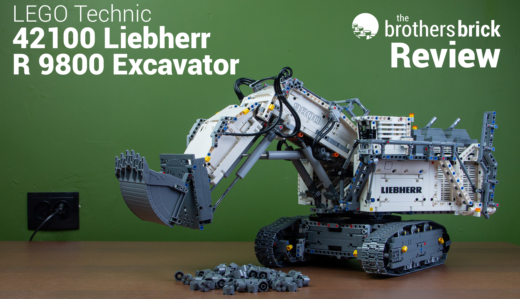 Moving mountains with the new LEGO Technic 42100 Liebherr R 9800
