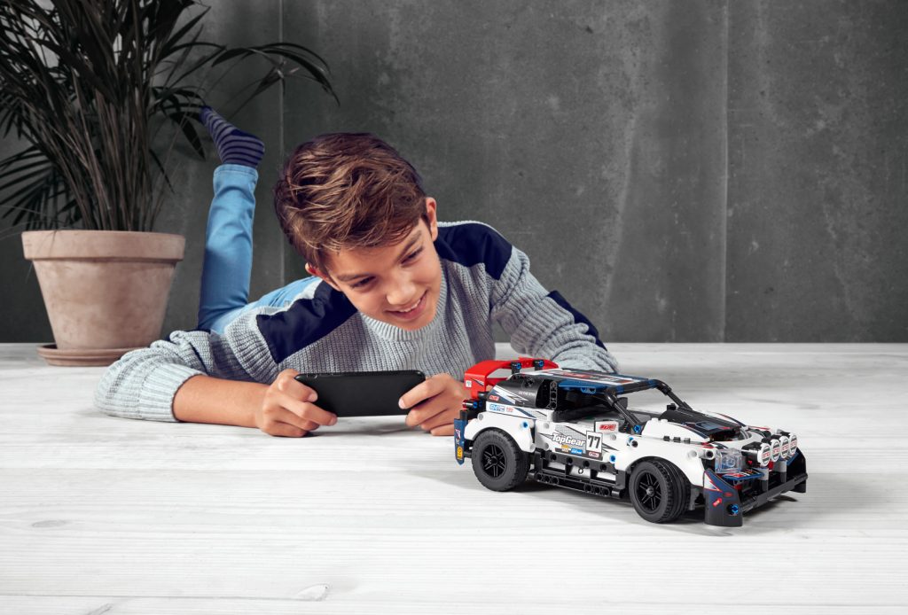 LEGO and the BBC reveal Technic 42109 App-Controlled Top Gear