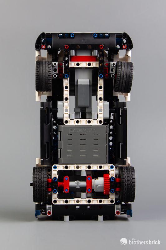 Completing a lap around the test track in LEGO Technic 42109 App