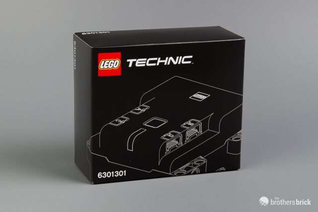 黒い箱 Completing a lap around the test track in LEGO Technic 42109 App