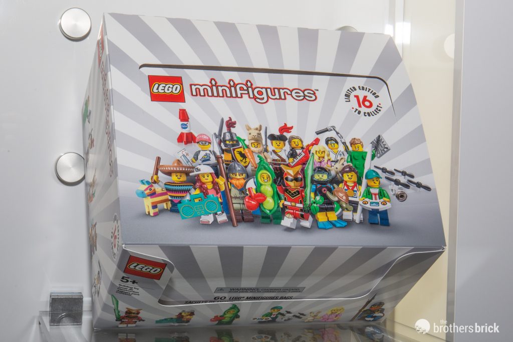 新品、未使用、箱有り LEGO 71027 Collectible Minifigures 10th Anniversary unveiled at
