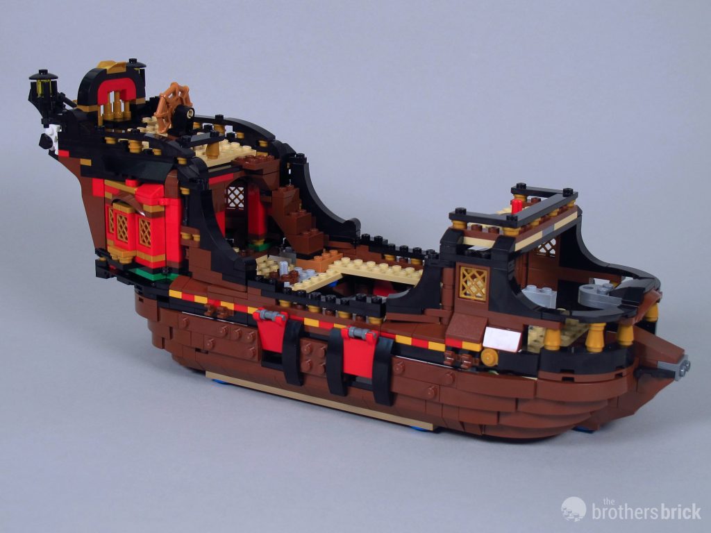 LEGO 31109 Creator 3-in-1 Pirate Ship [Review] - The Brothers