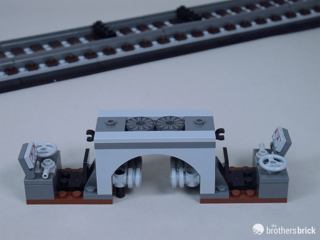 LEGO 10277 Crocodile Locomotive [Review] - The Brothers Brick