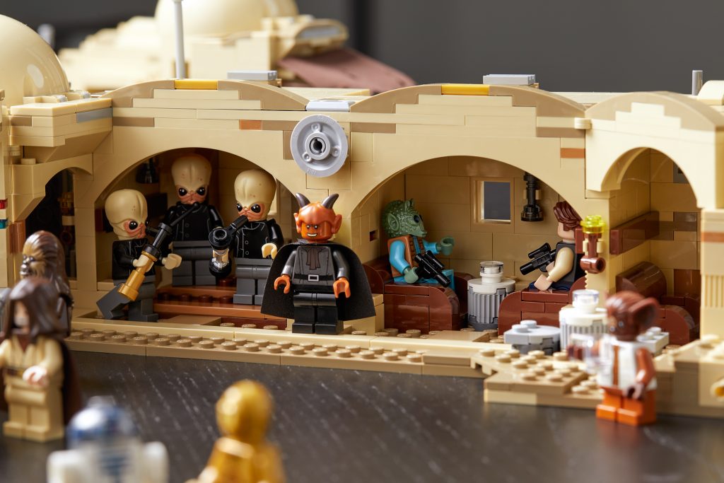 LEGO-Star-Wars-Master-Builder-