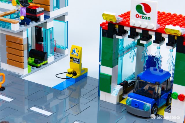 LEGO City 60304 Road Plates: A whole new system for your town