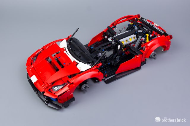 LEGO Technic 42125 Ferrari 488 GTE “AF Corse #51” [Review] - The