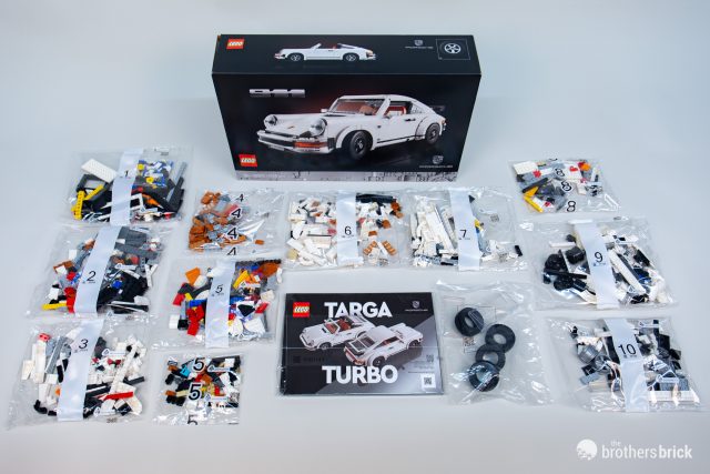 LEGO Creator Expert 10295 Porsche 911 Turbo & 911 Targa LEGO Creator Expert 10295 Porsche 911 Turbo & 911 Targa