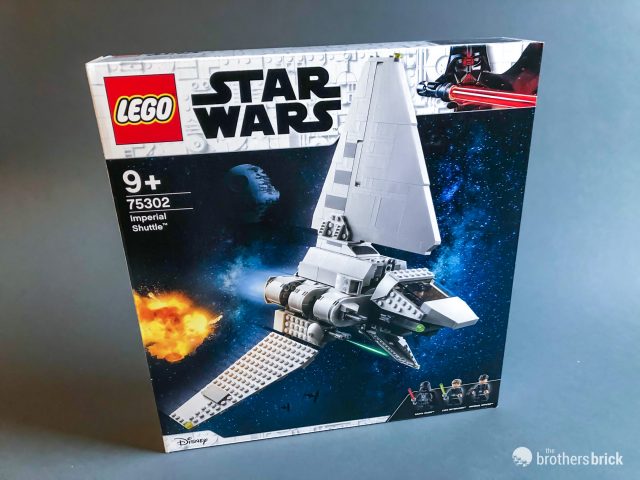 The Emperor arrives aboard LEGO Star Wars 75302 Imperial Shuttle