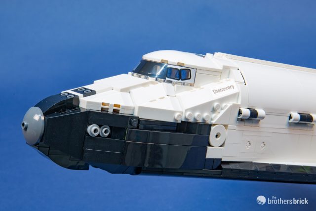 LEGO Creator Expert 10283 NASA Space Shuttle Discovery launches