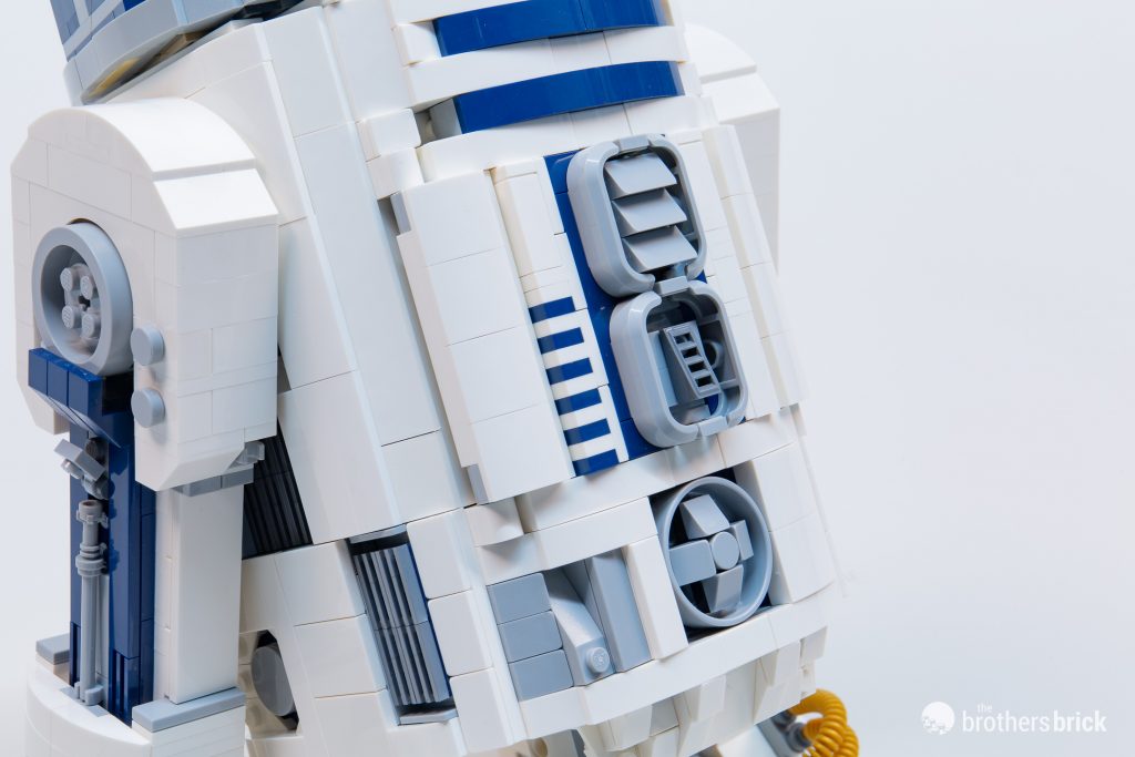 LEGO Star Wars UCS-style 75308 R2-D2 [Review] - The Brothers Brick