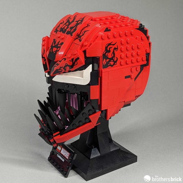 What's black and white and red all over? - LEGO Marvel 76199