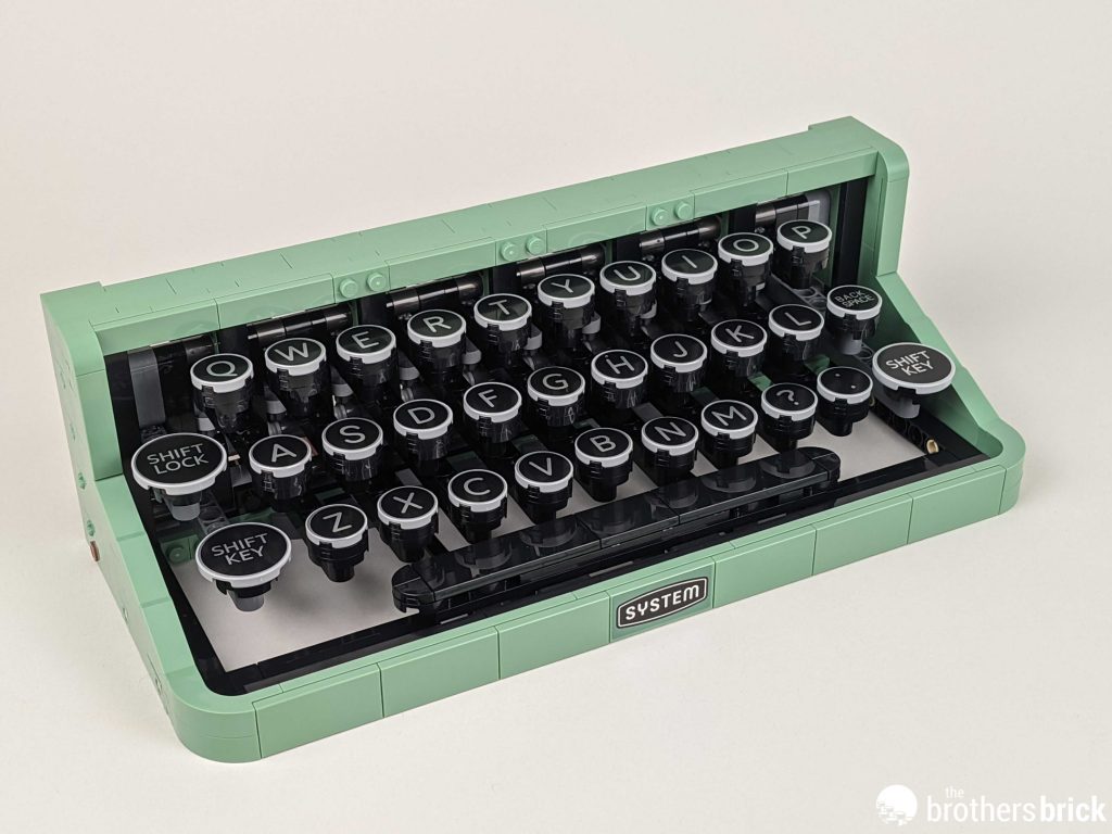 LEGO Ideas 21327 Typewriter - Writing an old-school love letter