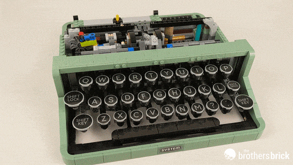 LEGO Ideas 21327 Typewriter - Writing an old-school love letter