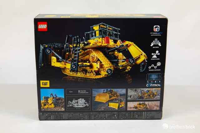 LEGO Technic 42131 Cat D11 Bulldozer [Review] - The Brothers Brick
