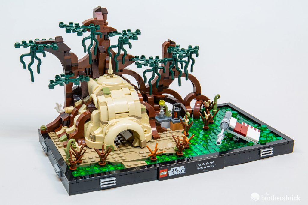 LEGO Star Wars Diorama Collection 75330 Dagobah Jedi Training