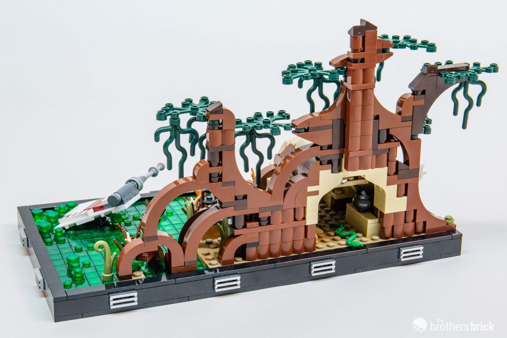LEGO Star Wars Diorama Collection 75330 Dagobah Jedi Training