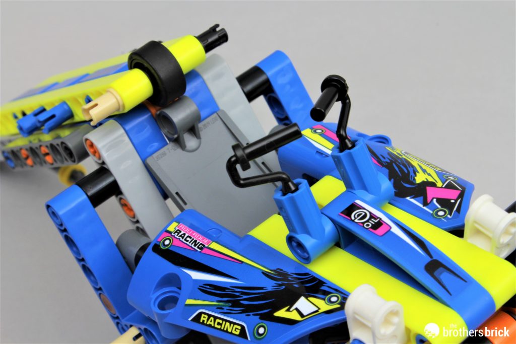 ツインビート LEGO Technic 42140 App-Controlled Transformation Vehicle - it's