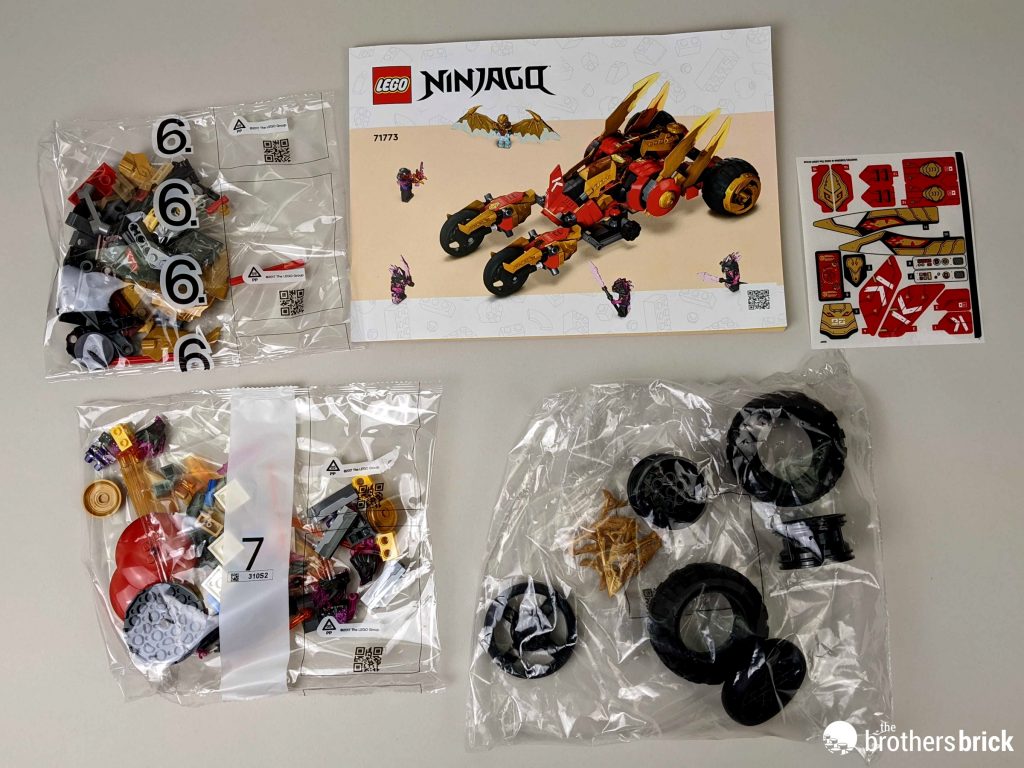 LEGO Ninjago 71773 Kai's Golden Dragon Raider - TBB Review - 4