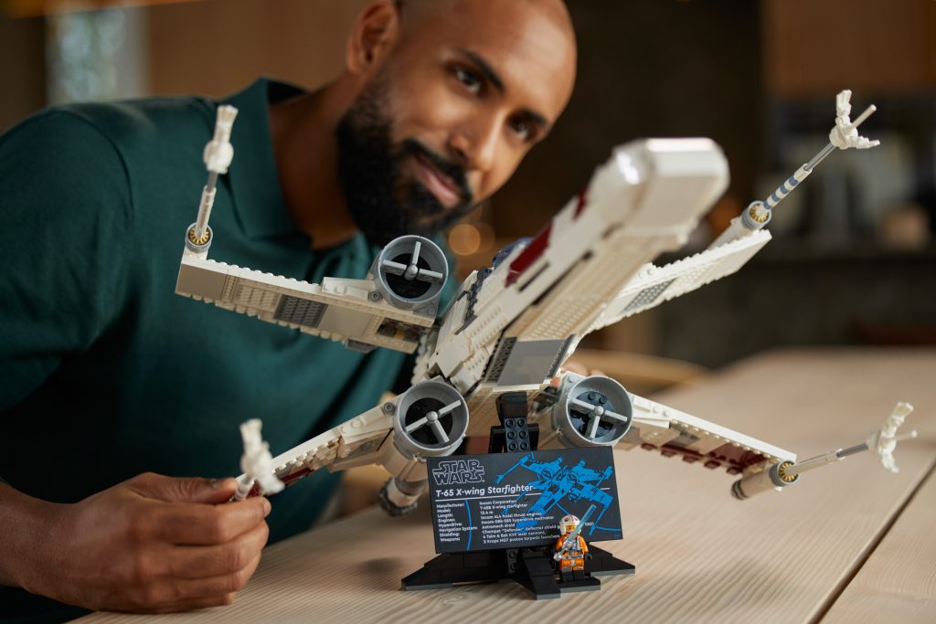 LEGO Star Wars UCS 75355 - Ultimate Collector Series X-wing Starfighter ...