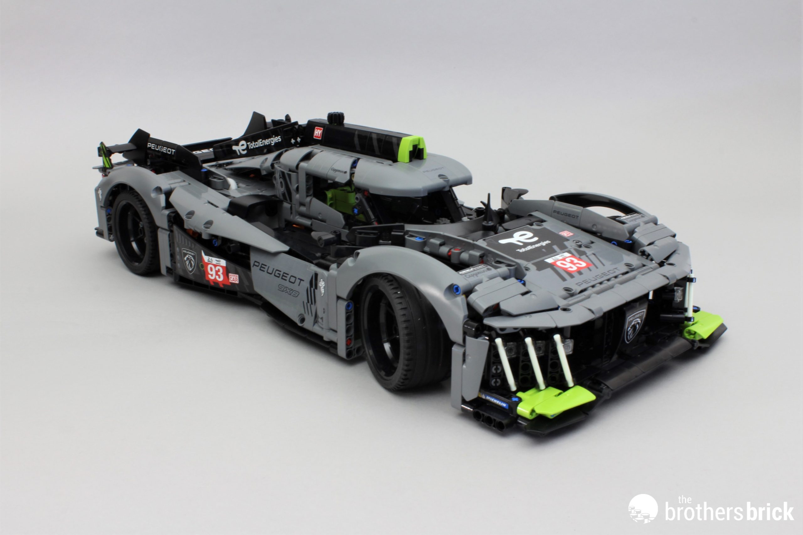 LEGO 42156 PEUGEOT 9X8 24H Le Mans Hybrid Hypercar - TBB Review