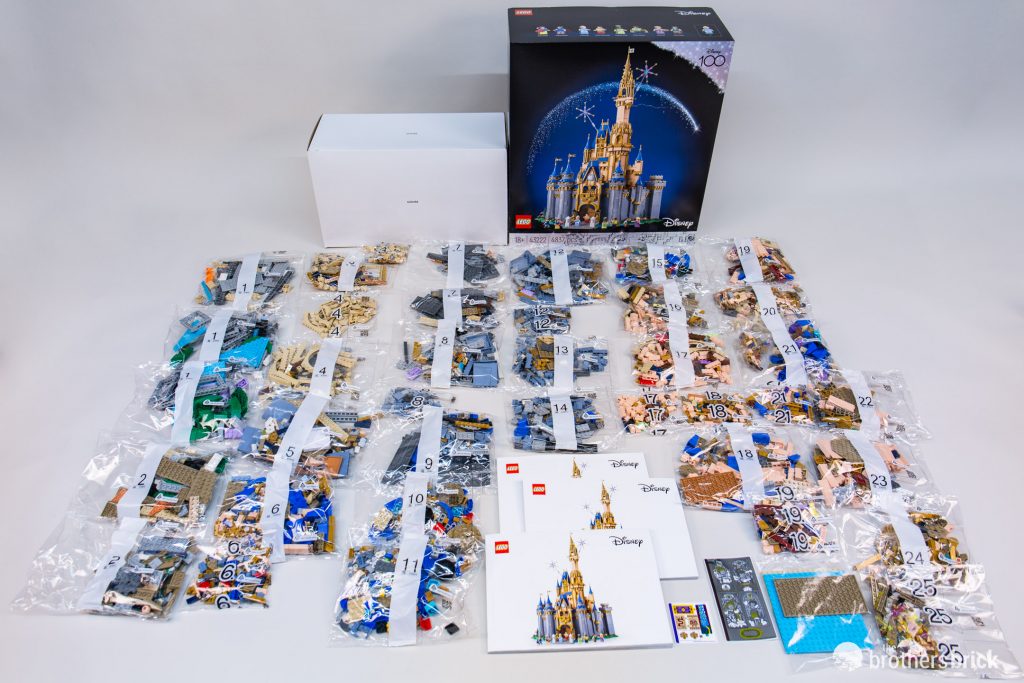 LEGO Disney 43222 The Disney Castle: new and improved? [Review