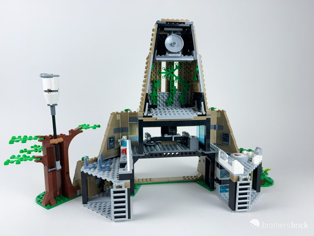 LEGO Star Wars 75365: Yavin 4 Rebel Base [Review] - The Brothers