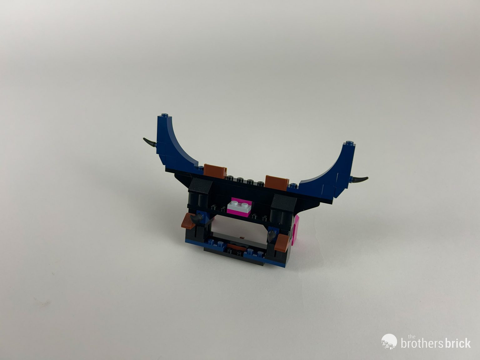 LEGO Ninjago 71813 Wolf Mask Shadow Dojo [REVIEW] - The Brothers Brick ...