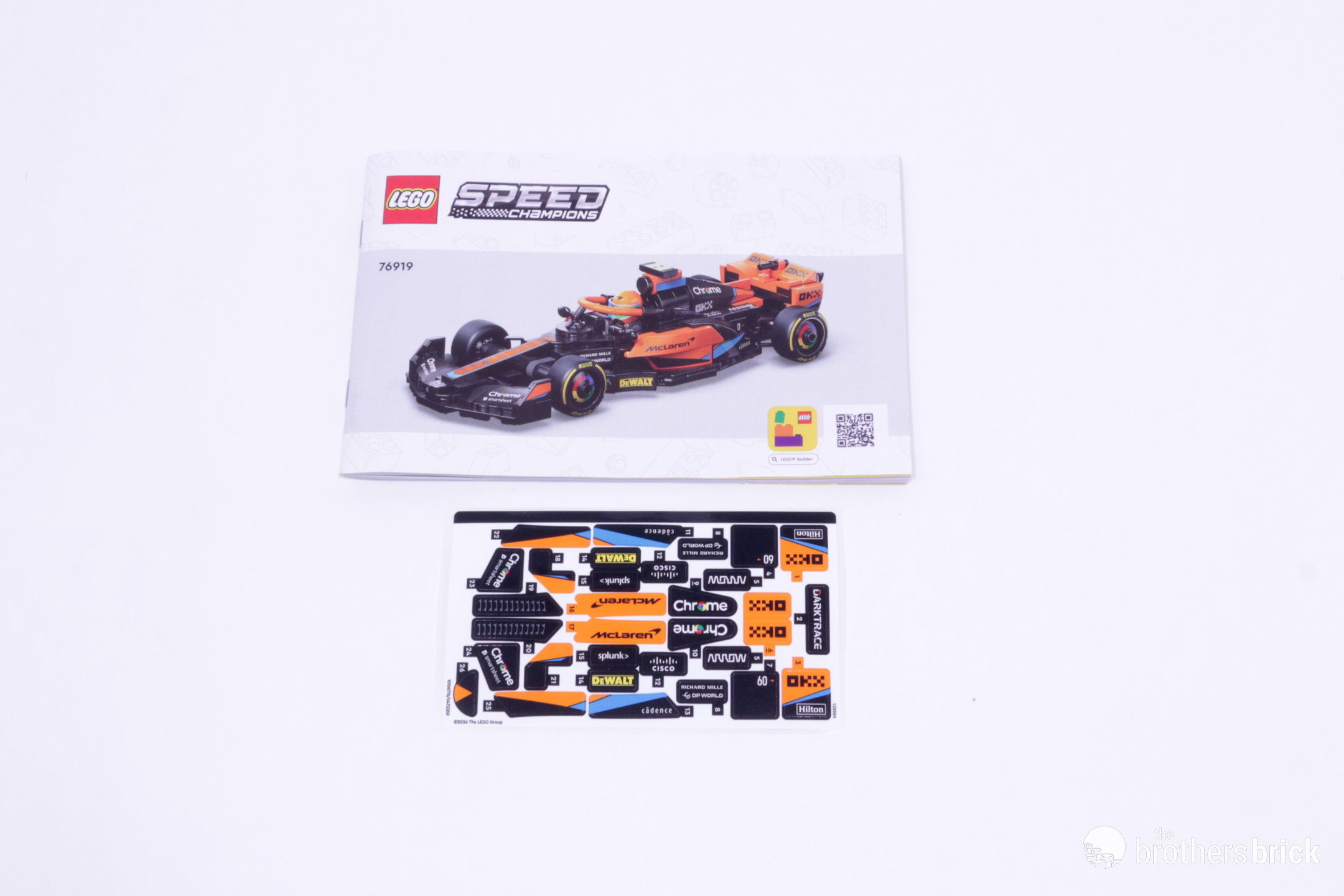 LEGO Speed Champions 76919 McLaren Formula One Race Car: Pretty in
