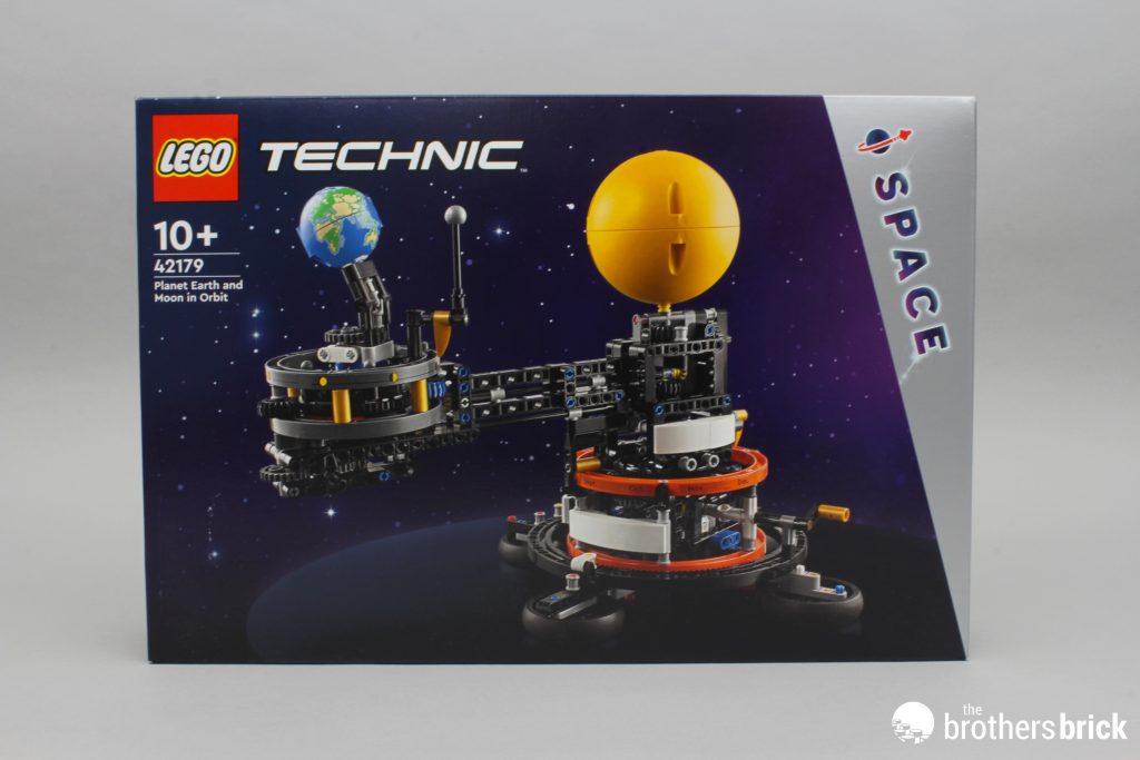 LEGO Technic 42179 Planet Earth and Moon in Orbit - Finally an