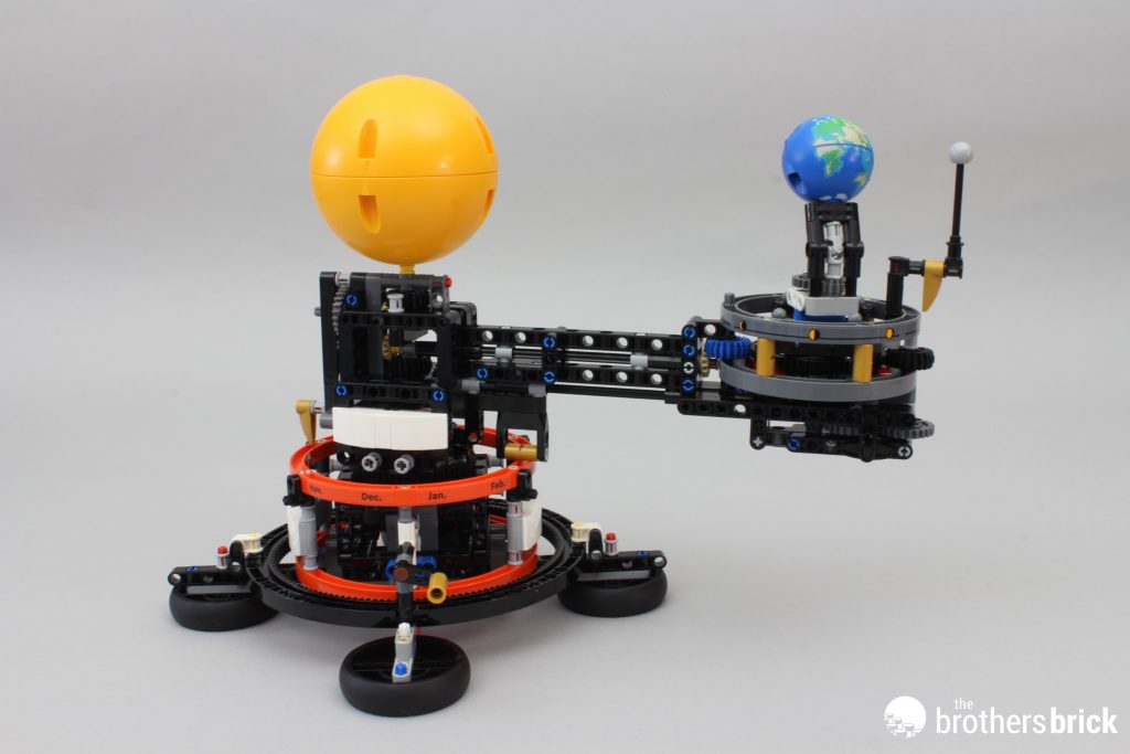 LEGO Technic 42179 Planet Earth and Moon in Orbit - Finally an