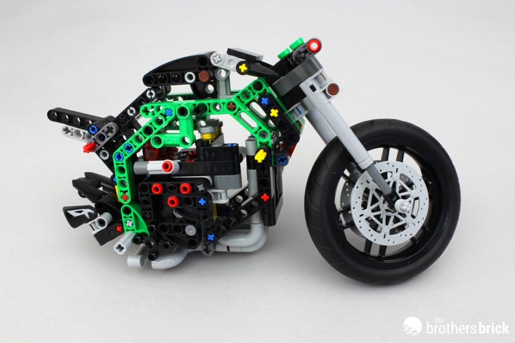 LEGO Technic 42170 Kawasaki Ninja H2R - A silent assassin? [Review