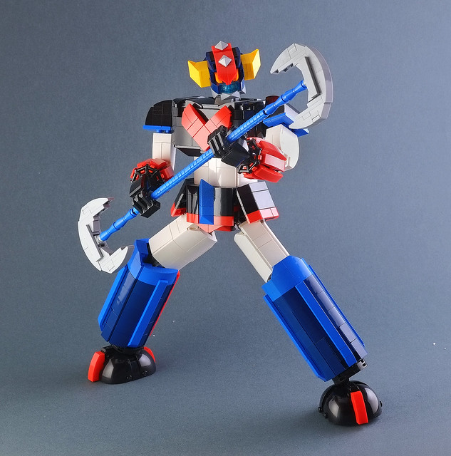 Giant robots are always a win - The Brothers Brick | The Brothers