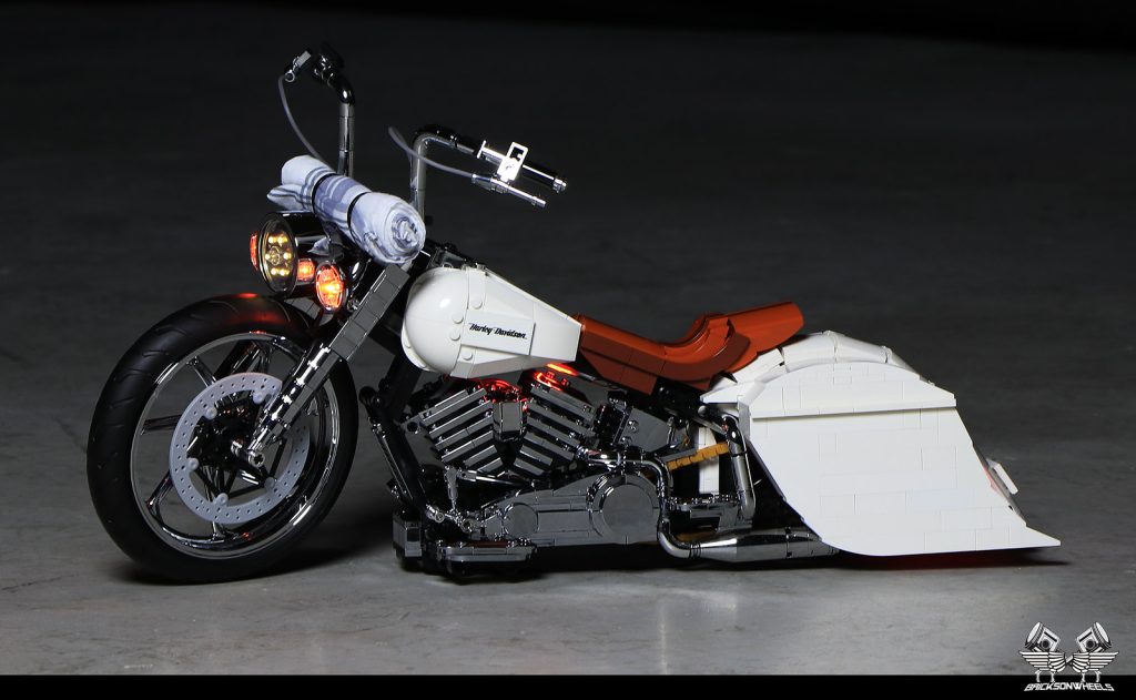 Ridin' low, baggin' and crankin' the hog - The Brothers Brick