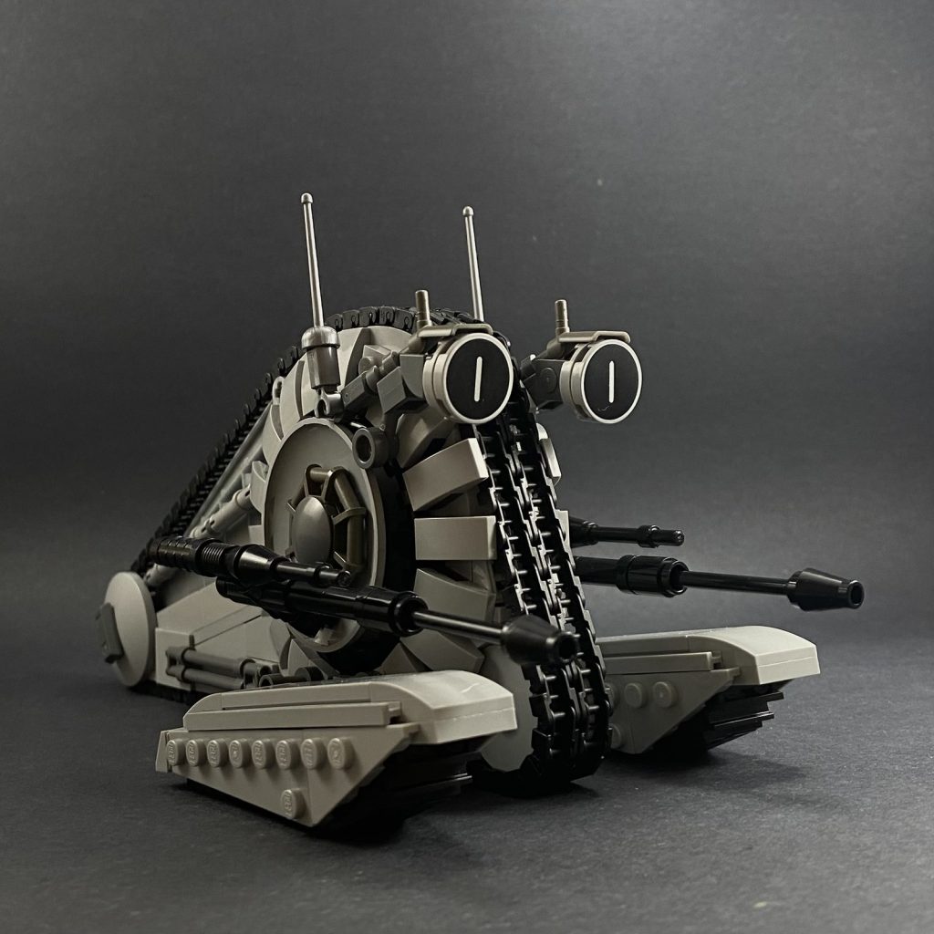 Storm the beaches of Kashyyyk with this faithfully recreated tank