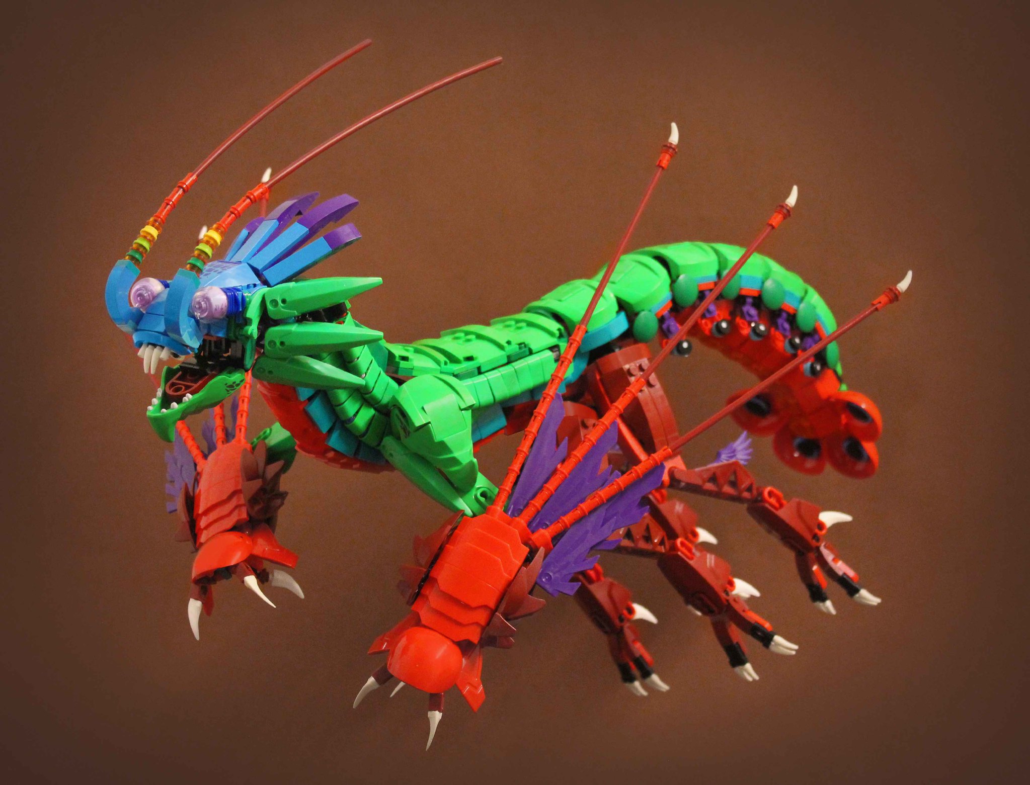 Dragon meets Mantis Shrimp - The Brothers Brick | The Brothers Brick
