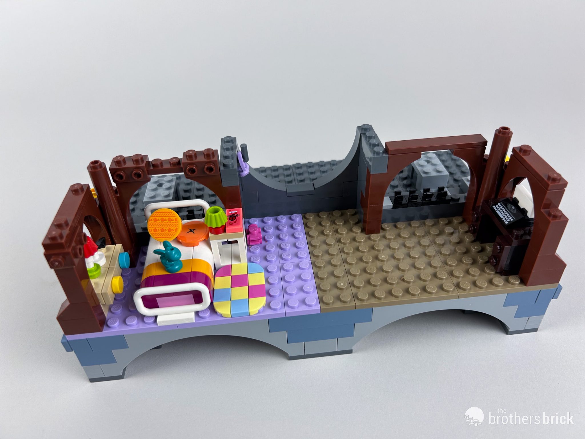 LEGO 76781 Wednesday and Enid Dormroom - TBB Review - RAVN-12 - The ...