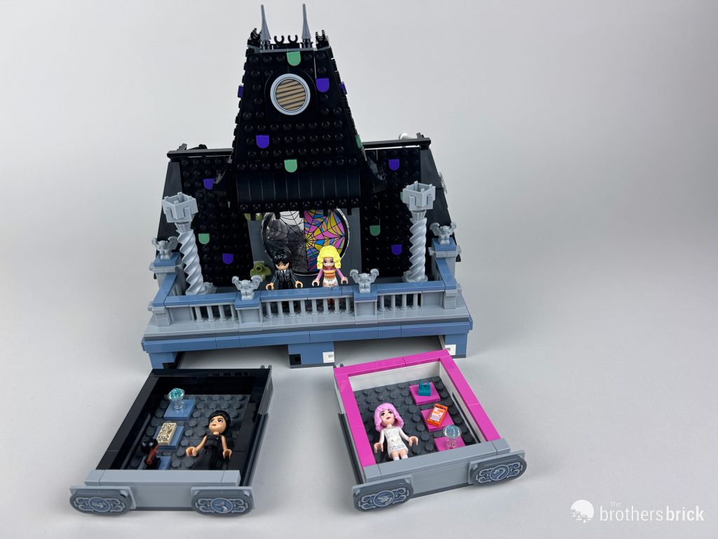 LEGO Wednesday 76781 Wednesday & Enid's Dorm Room - The Brothers