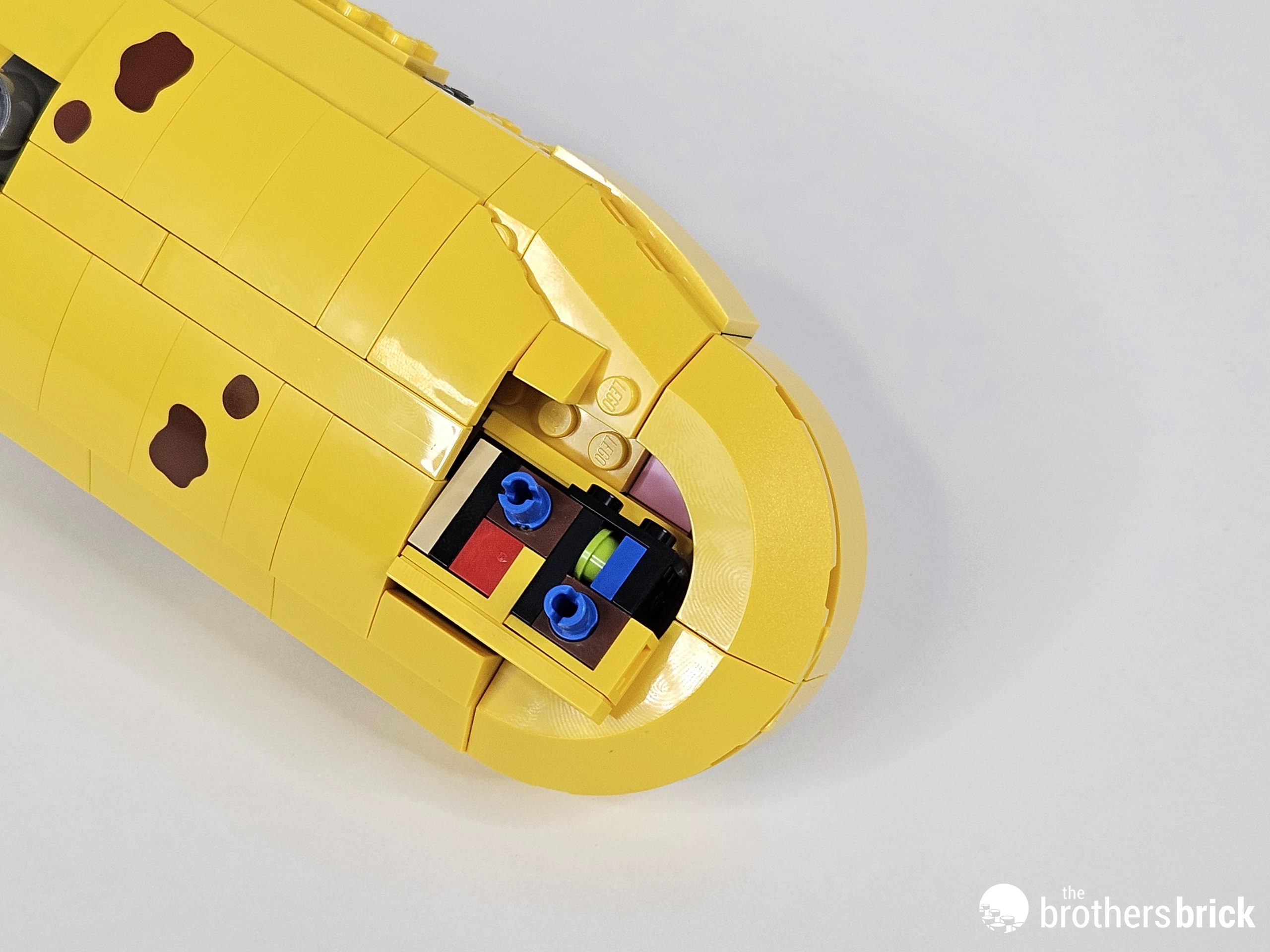 戯画　 SWEET collection LEGO Fortnite 77072 Peely Bone - A split decision? [Review] - The