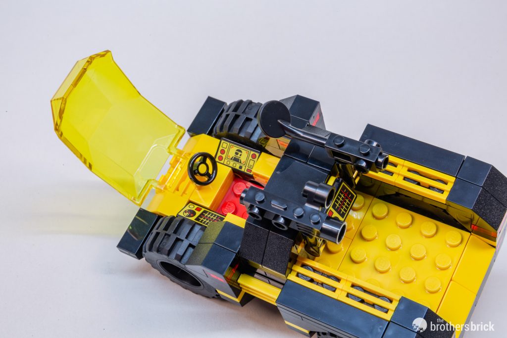 LEGO Icons 10355 Blacktron Renegade: Bringing back the baddies