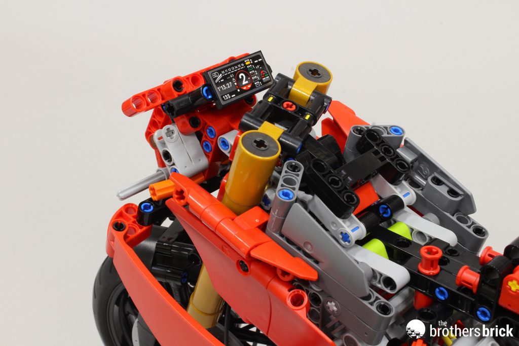 LEGO Technic 42202 Ducati Panigale V4 S Motorcycle - More of the