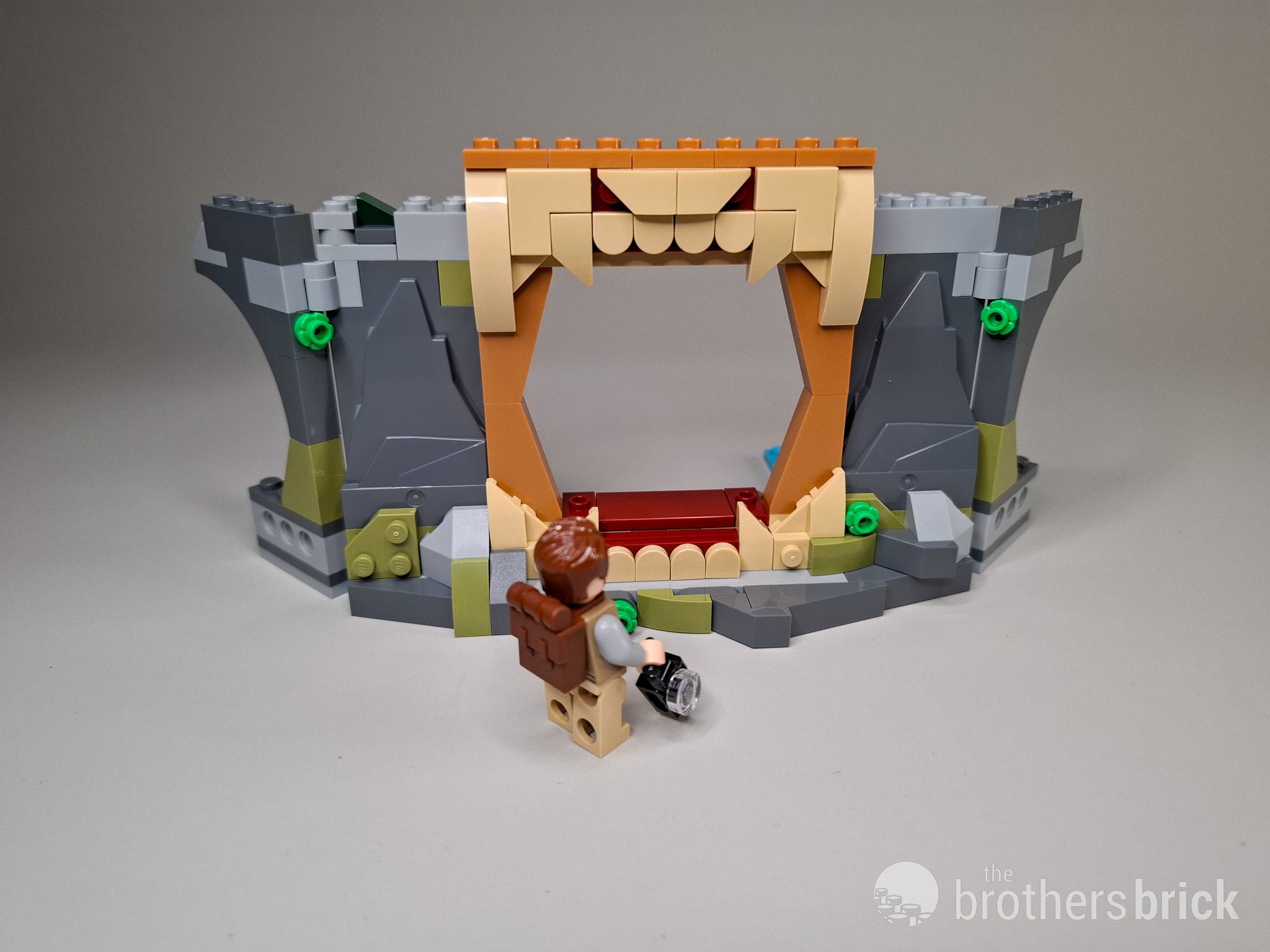 トゥーン フルコン NEW LEGO Jurassic World Spinosaurus