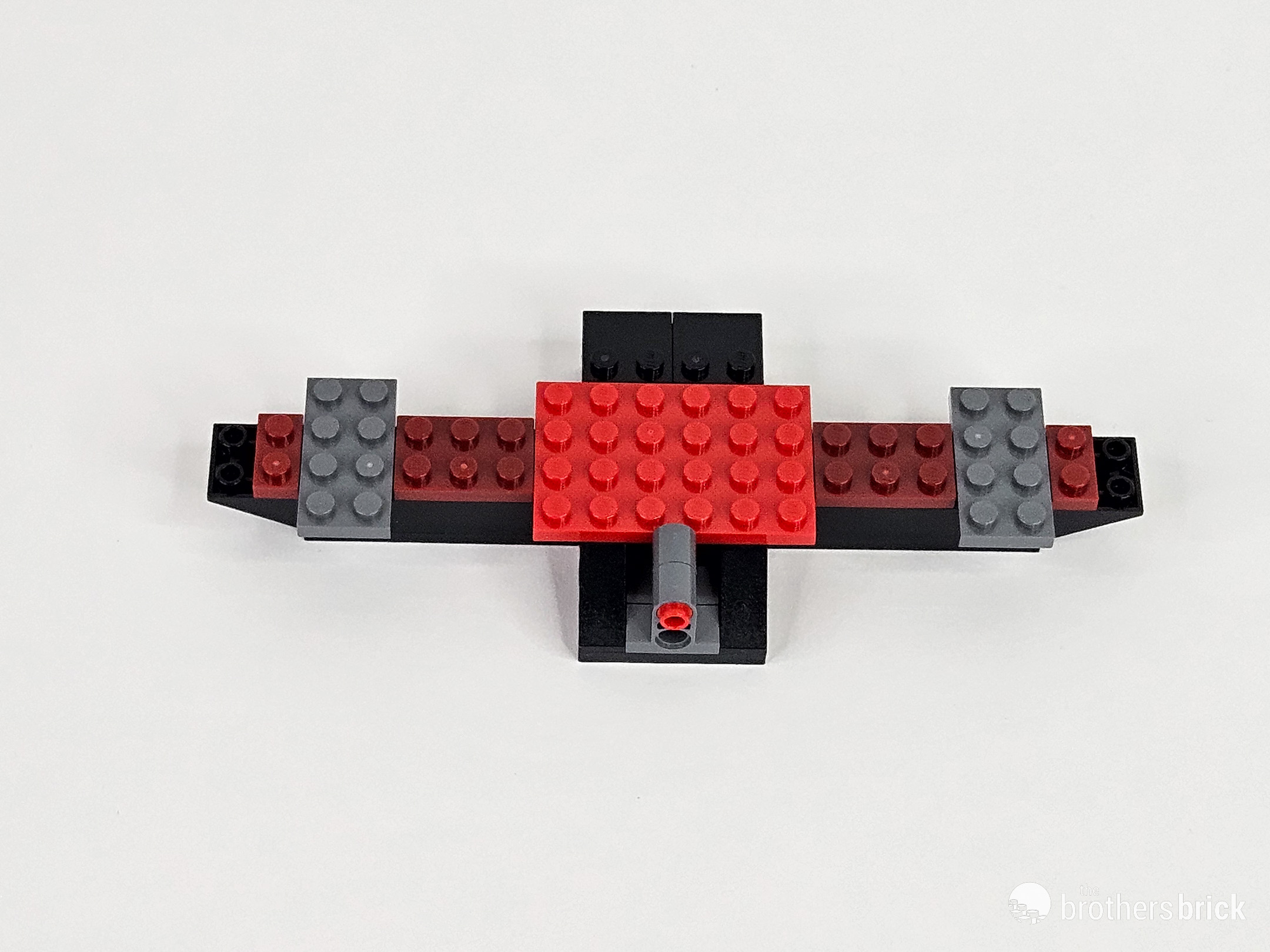 LEGO Marvel 76327 Iron Man MK4 Bust: Head and shoulders above a