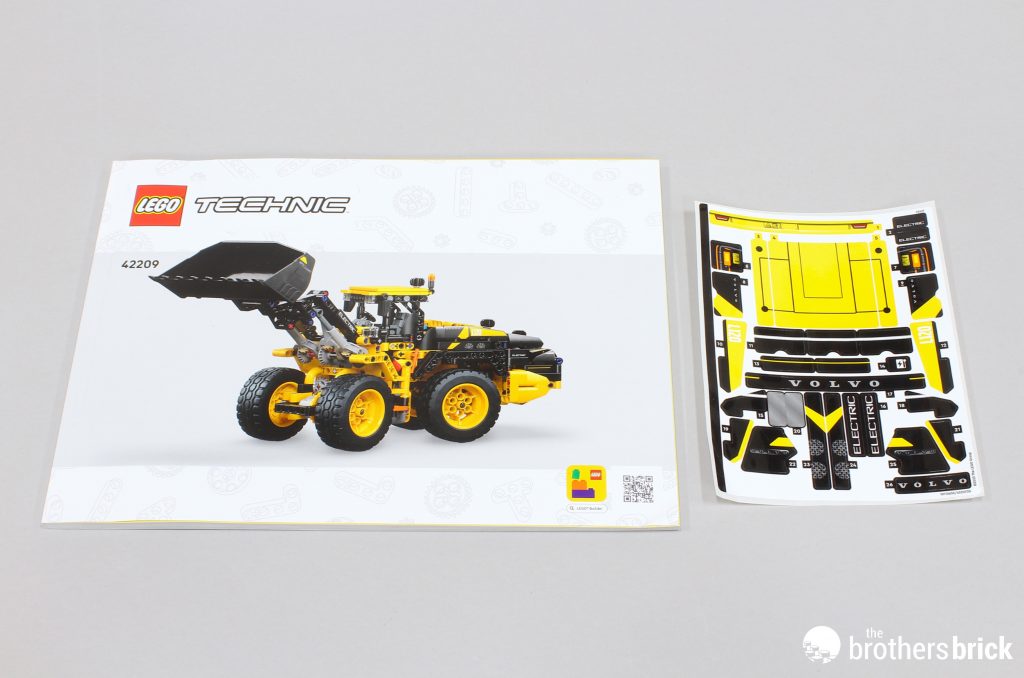 LEGO Technic 42209 Volvo L120 Electric Wheel Loader - Small but