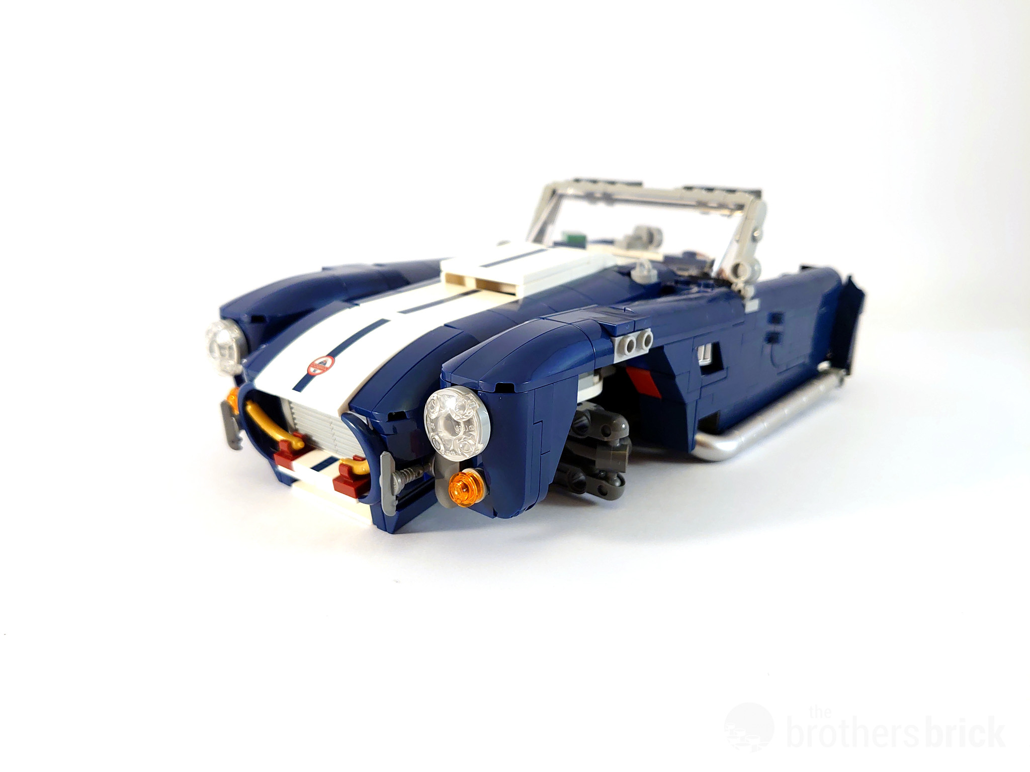 LEGO Icons 10357 Shelby Cobra 427 S/C - An iconic build [Review