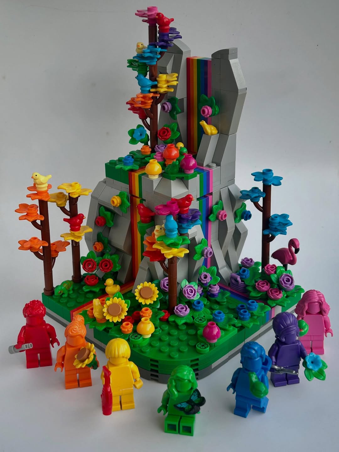 Every Pride Habitat is Awesome [Feature] - The Brothers Brick