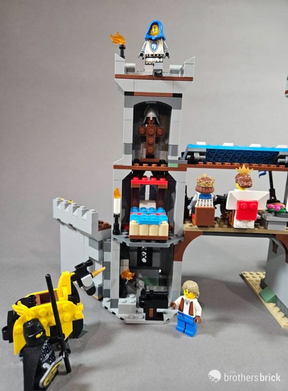 LEGO Creator 3-in-1 31168 Medieval Horse Knight Castle: A kingdom