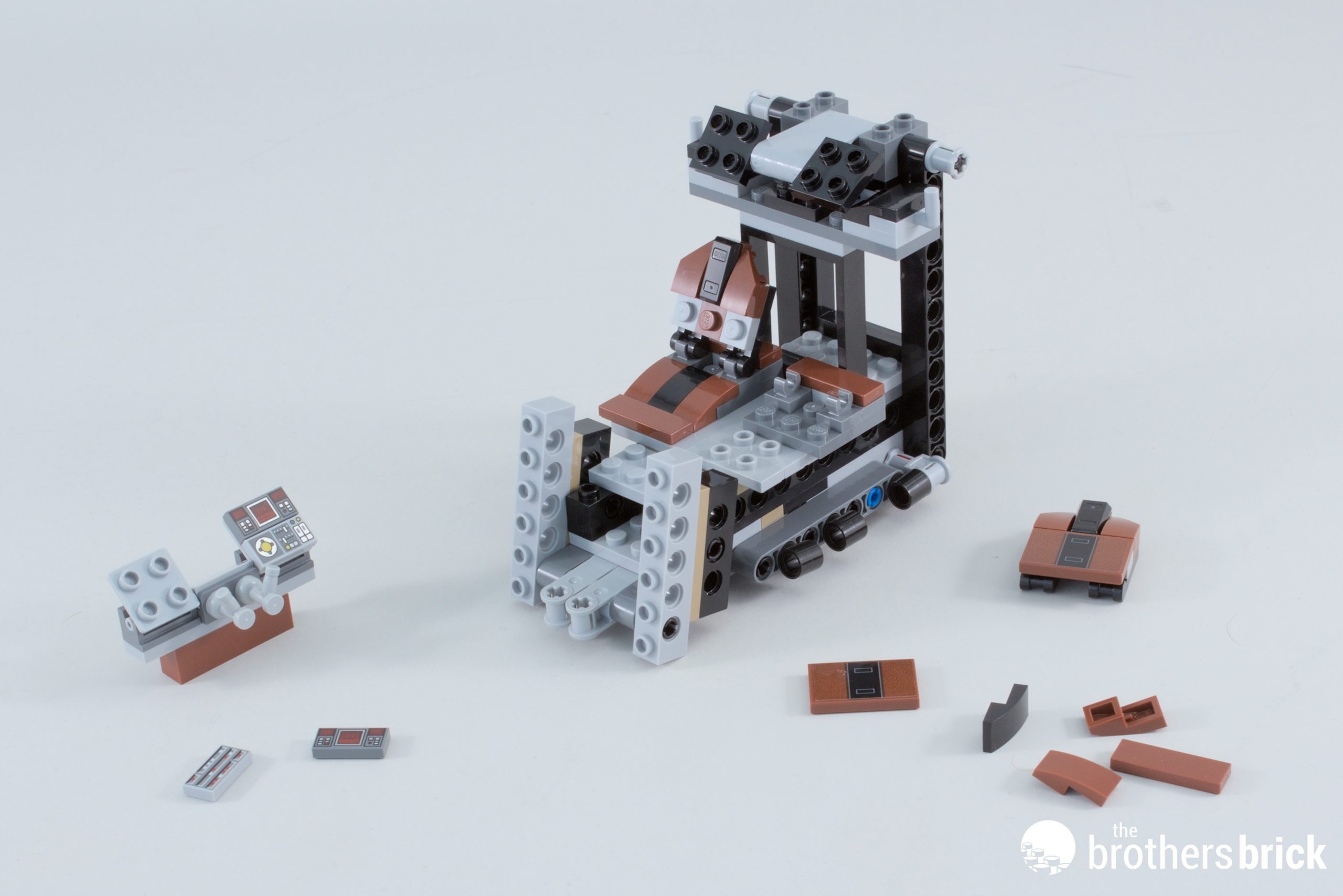 LEGO Star Wars 75417 AT-ST Walker: does the latest UCS set walk